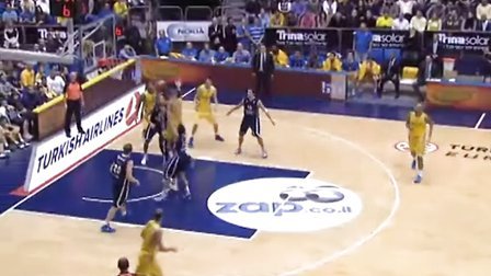 阿坎吉：在学校时发现自己擅长数学；想拥有泽林斯基的技术（阿坎吉自述学生时代擅数学，盼拥有泽林斯基的技术）