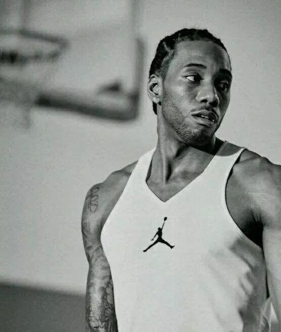 明智抉择？AC米兰意大利杯出局未必坏事，专注单线全力冲击意甲冠军（理性取舍：AC米兰意杯出局或成利好，单线发力冲击意甲冠军）