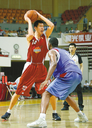 记者：迈阿密国际正与塔列雷斯就33岁阿根廷门将吉多进行谈判（记者：迈阿密国际与塔列雷斯洽谈引进33岁阿根廷门将吉多）