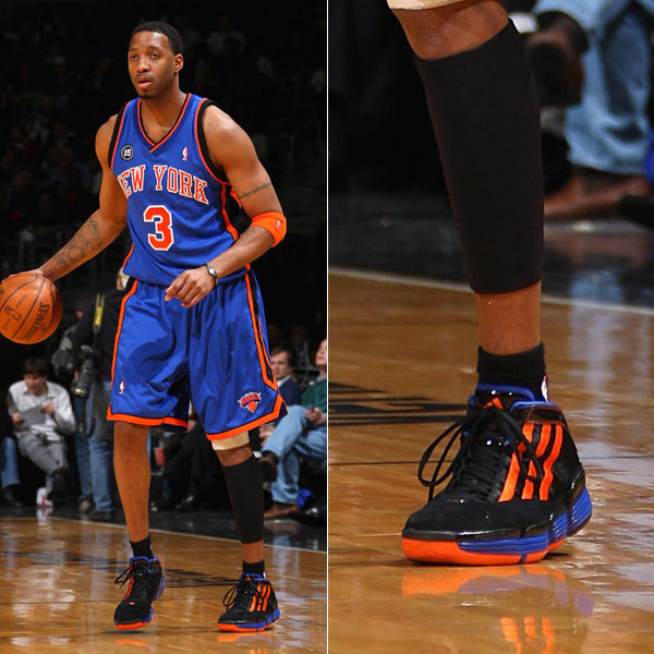 亚冠精英联赛：上海海港知耻后勇，首尔FC脸都不要了（亚冠精英联赛：上海海港强势反弹，首尔FC陷入争议）